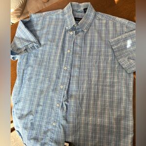 IZod men’s shirt, M-all 100 cotton Button down collar. Short sleeve,Button front